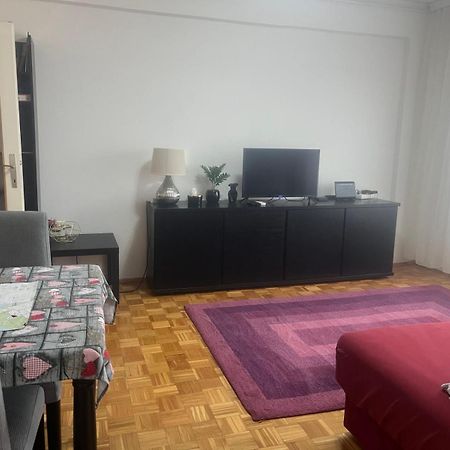 Danube Apartment Belgrado Buitenkant foto