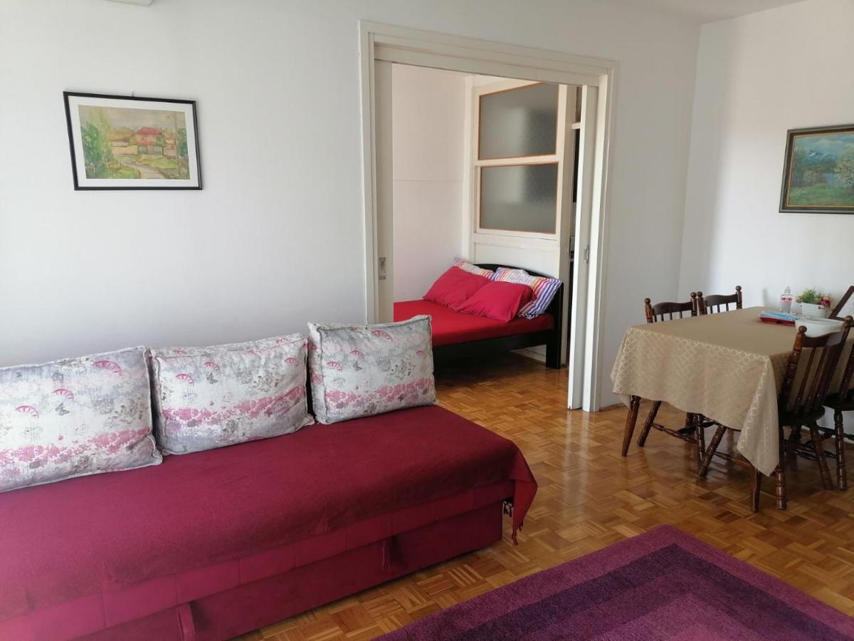 Danube Apartment Belgrado Buitenkant foto