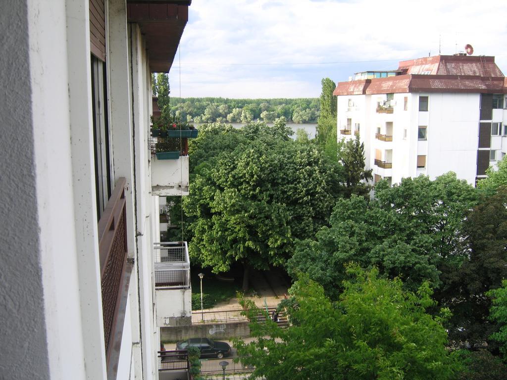 Danube Apartment Belgrado Buitenkant foto